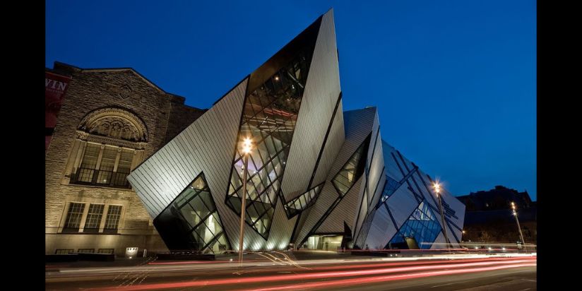 Night view of Royal Ontario museum
