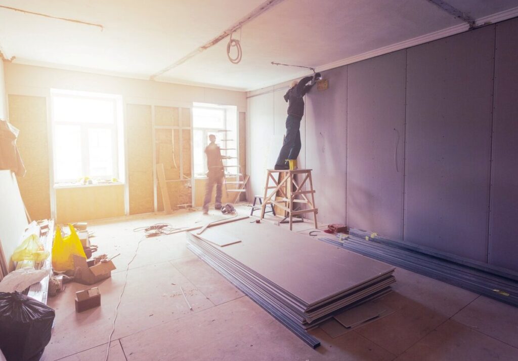 How Temporary Storage Helps During Home Renovations